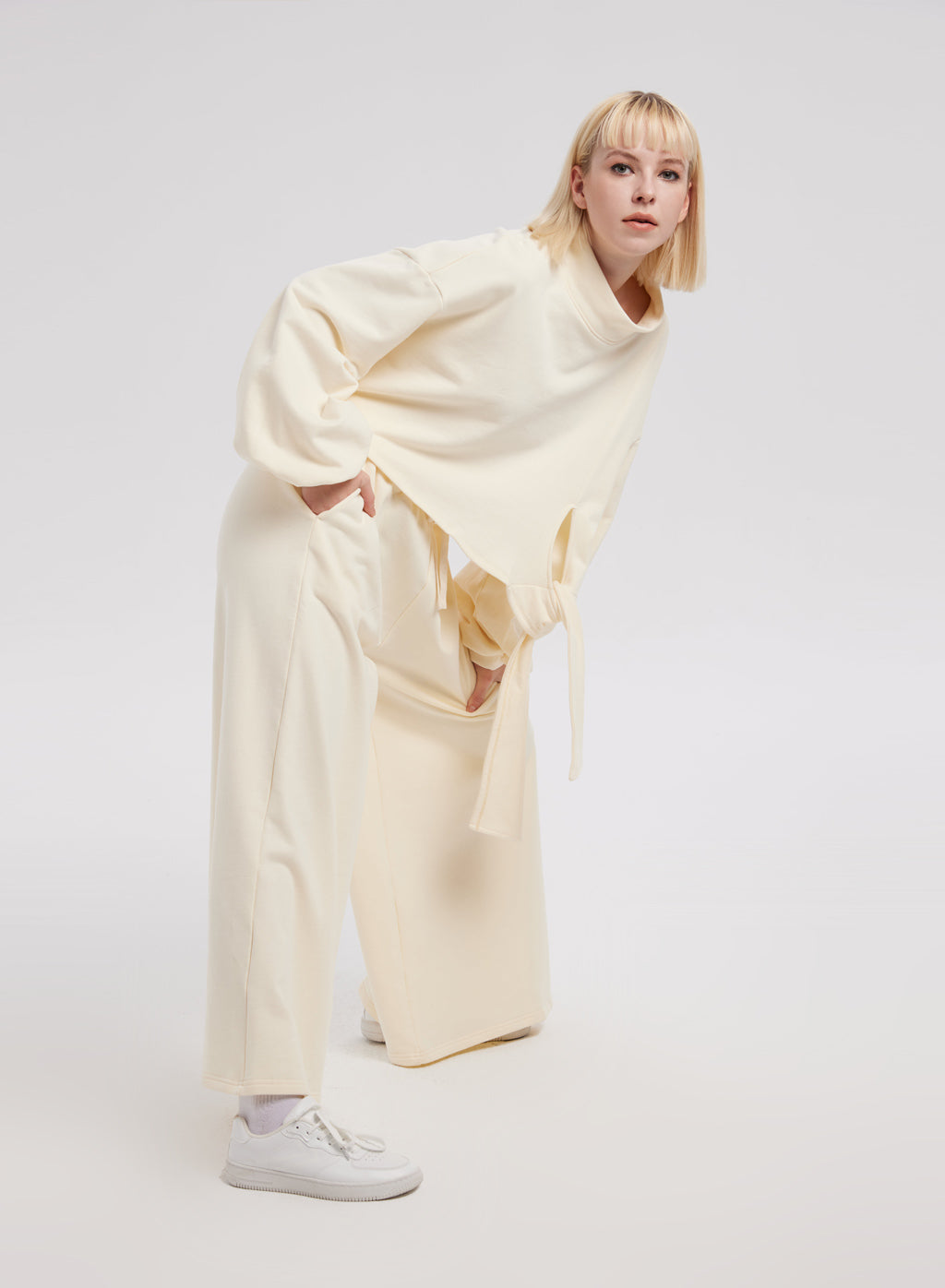 Concept Soft Wide-leg Pants