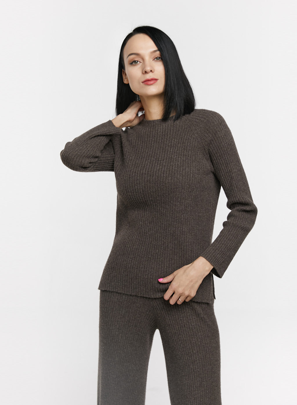 Soft Bottom Slit Cashmere Sweater