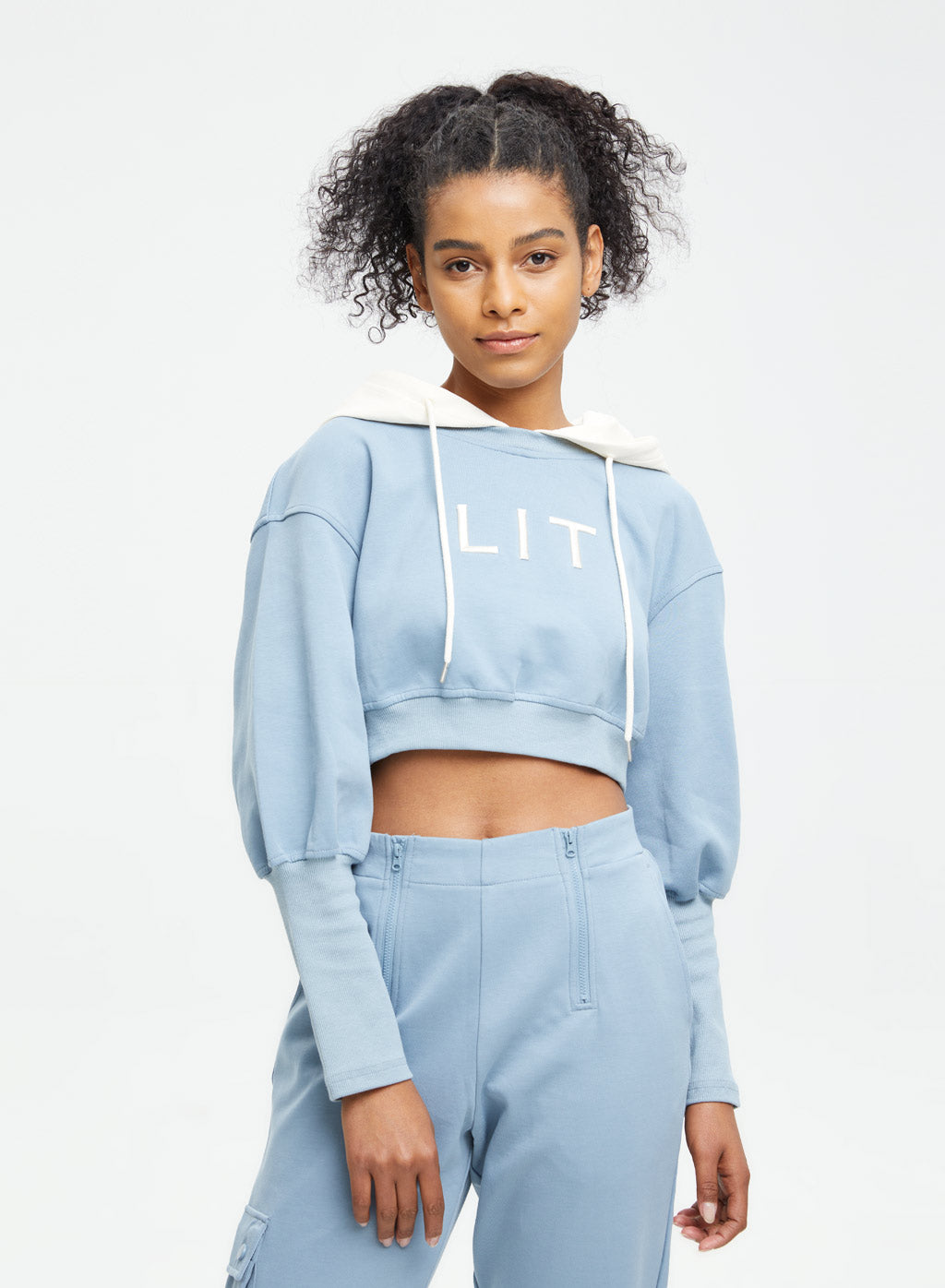 Amaris Short Hoodie With Logo