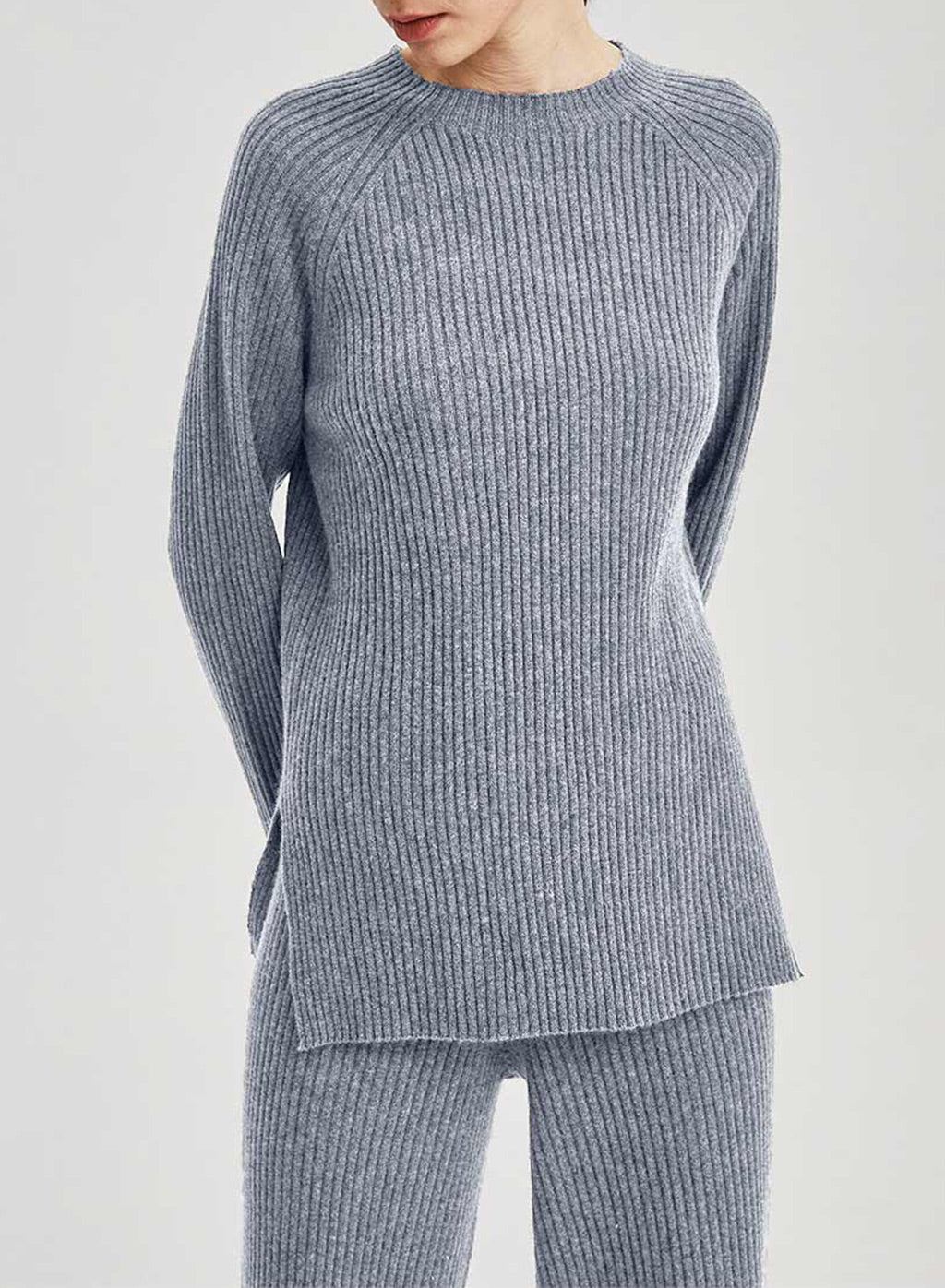 Soft Bottom Slit Cashmere Sweater