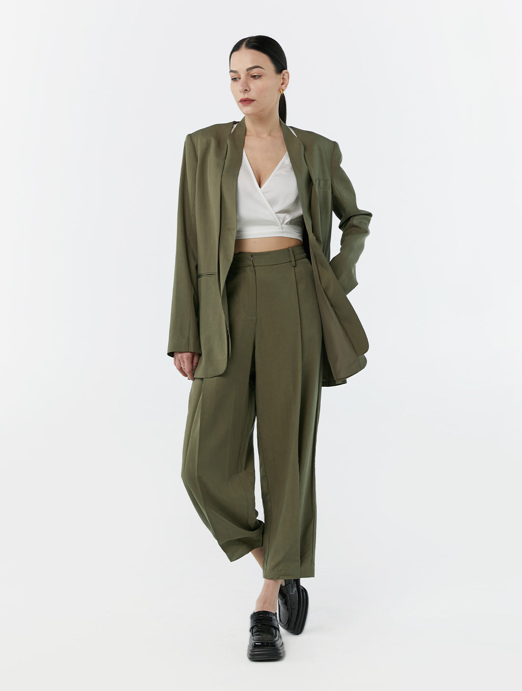 Basic Collarless Blazer