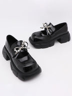 Black bow uniform shoes