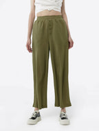 Comfy Classic Cropped Pants