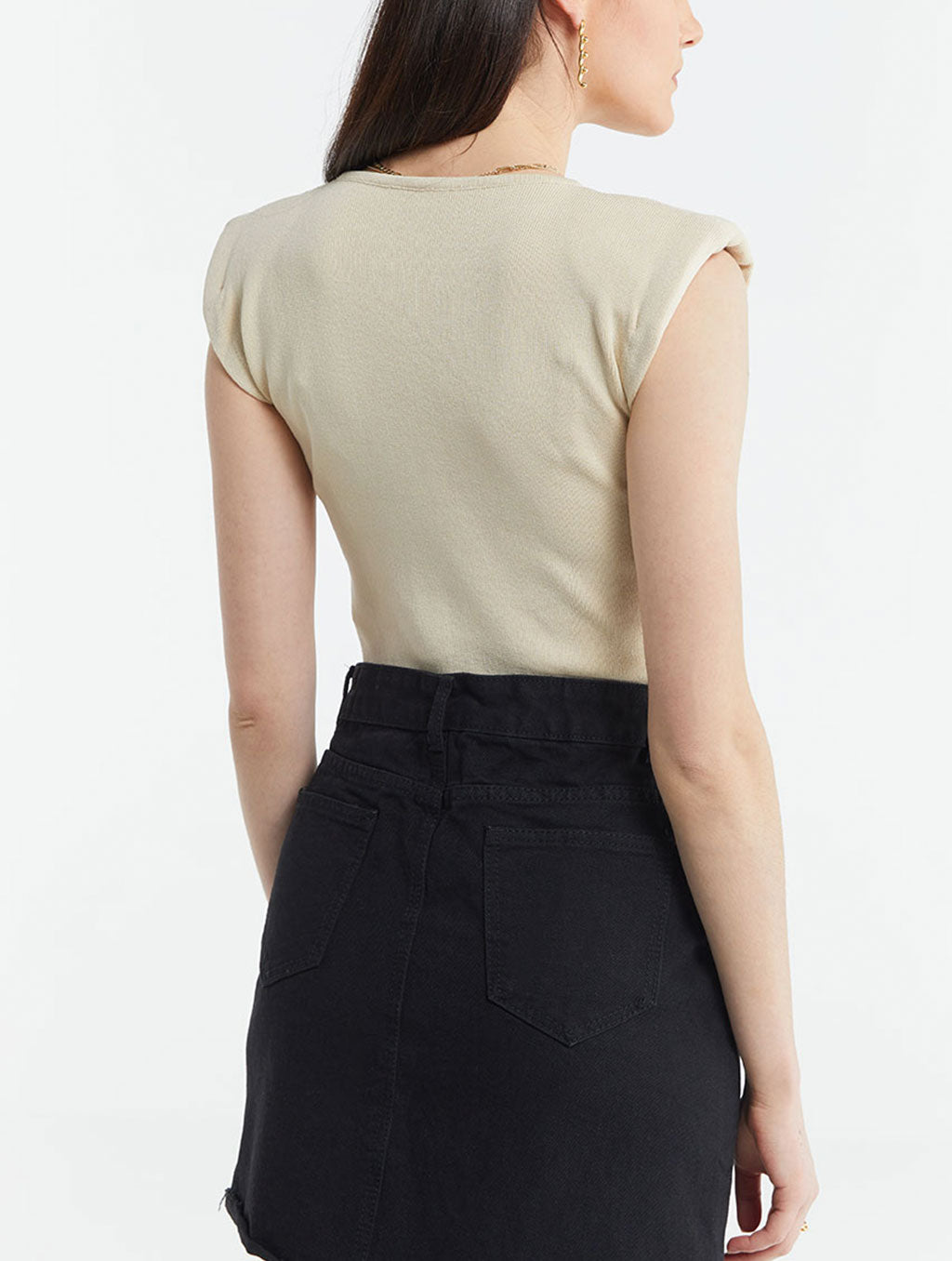 Crewneck Sleeveless Top