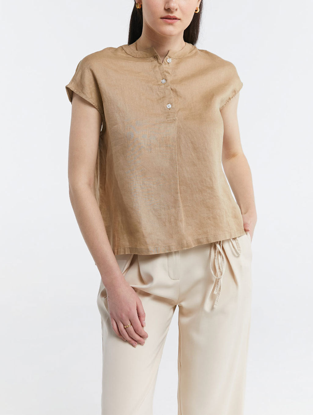 Solid Linen Crewneck Sleeveless Shirt